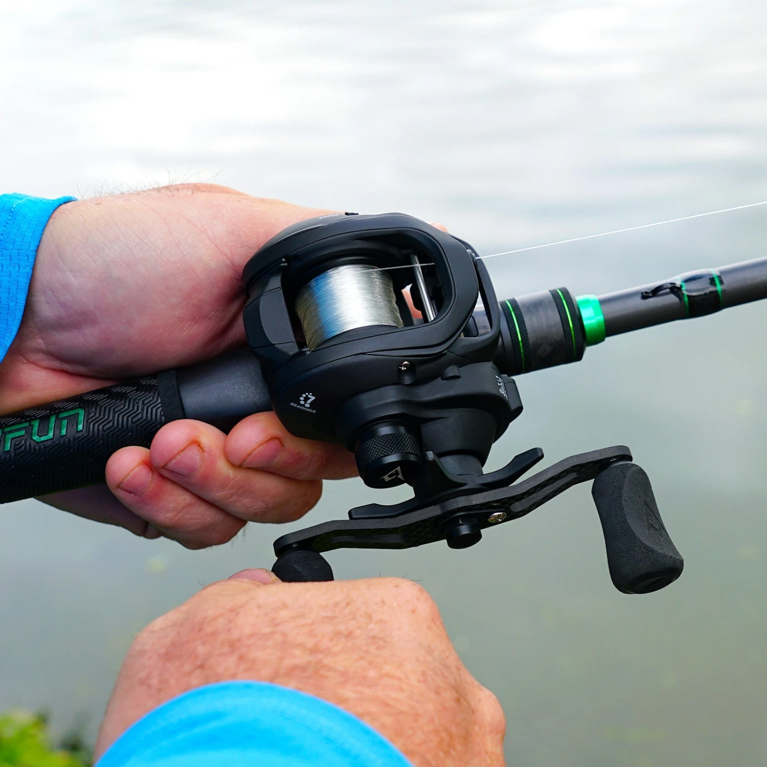 Piscifun Carbon XCS Baitcasting Fishing Reel-Ultra Light To 5.5 Oz, 8.1:1 Gear Ratio Casting Reel 4 Piscifun Carbon XCS Baitcasting Fishing Reel-Ultra Light To 5.5 Oz, 8.1:1 Gear Ratio Casting Reel - Image 3