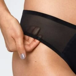 Perioden Tanga - ZORA Sport - Schwarz -Bodyaware Shop ZORA black detail